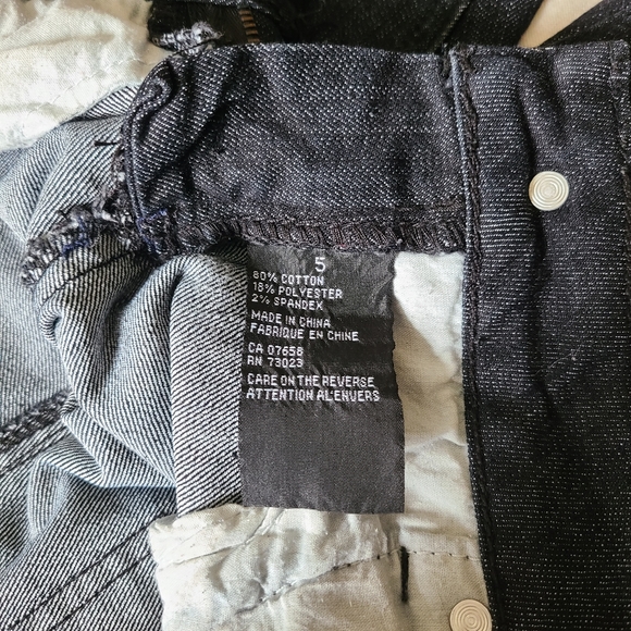 Seductions Women's Black Denim Casual Summer Skinny Capris Jeans - Picture 9 of 12